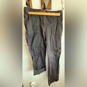 Reitmans Gray Cargo Pants Relaxed Fit